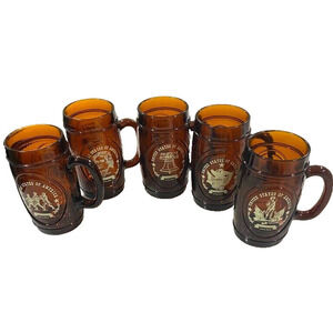 USA Bicentennial 1776-1976 Amber color Large 5 1/2" tall Glass Mugs vintage